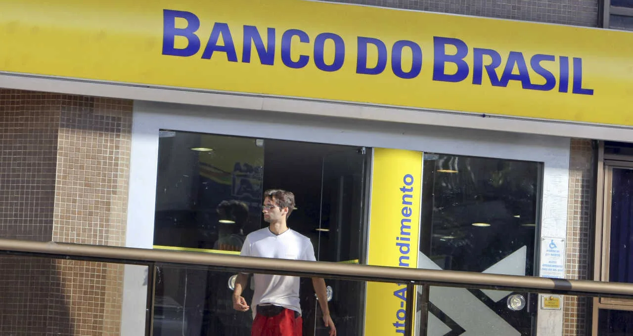 Banco do Brasil (BBAS3) e outras ações para investir e lucrar na semana do feriado, segundo Guide