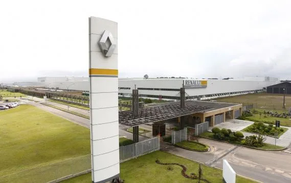 Nissan segue caminho próprio, sem Renault, em busca de parceria em tecnologia