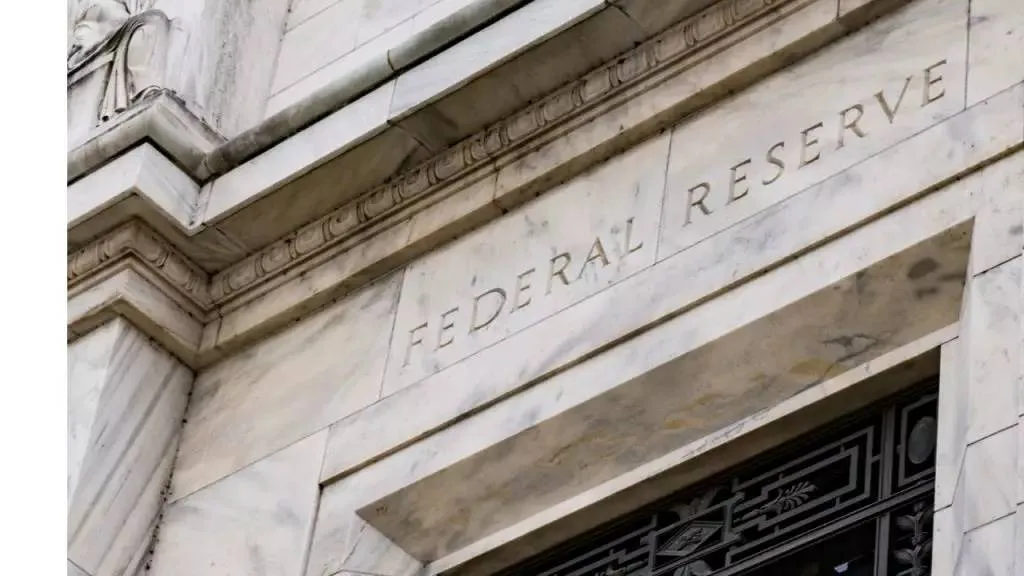 Expectativa por mais uma alta de 25 pontos-base nos juros dos EUA é razoável, diz membro do Fed