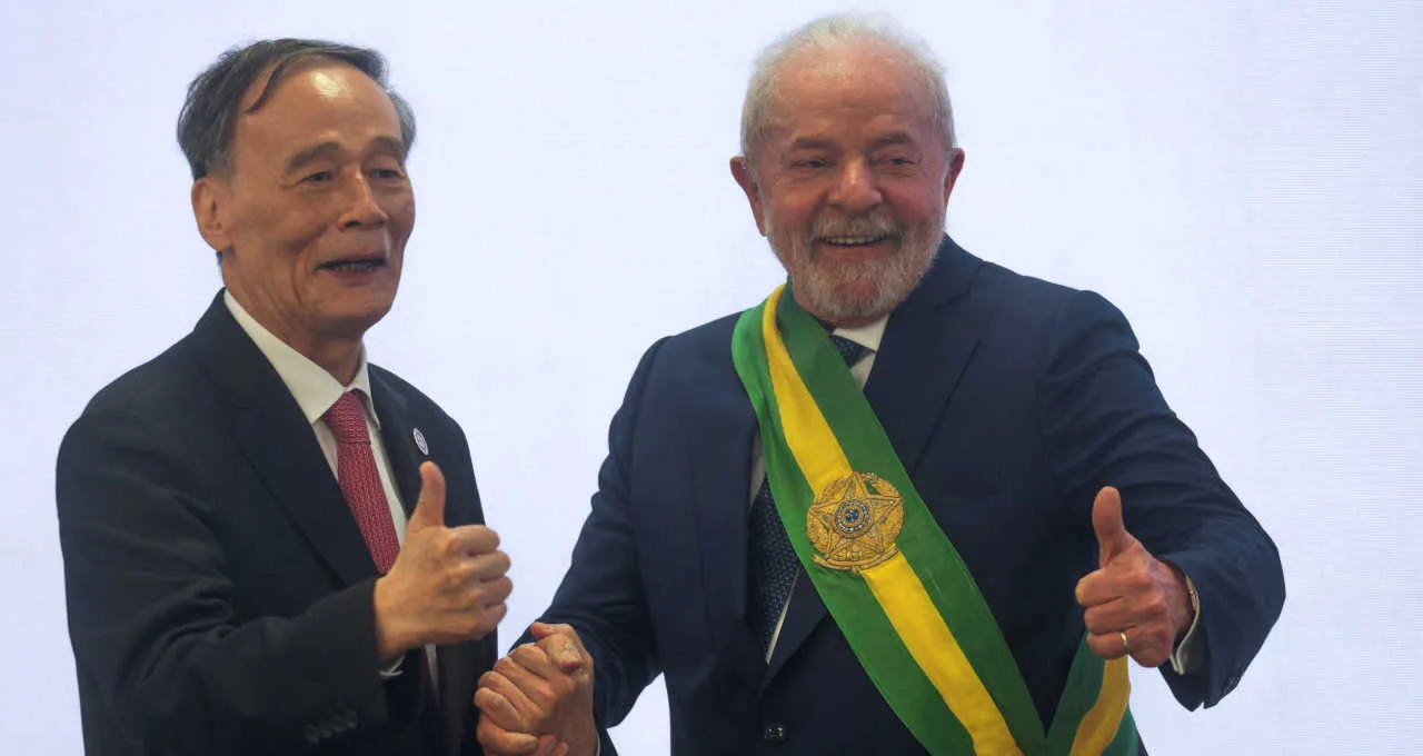 Lula pode usar Real Digital (ou até Yuan Digital) para fugir do dólar em parceria com China; entenda