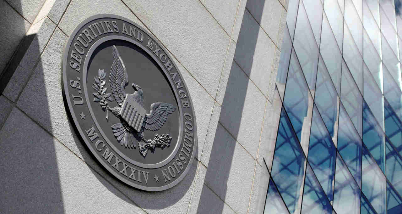 Fome de regulação nos Estados Unidos; SEC mira em finanças descentralizadas (DeFi)