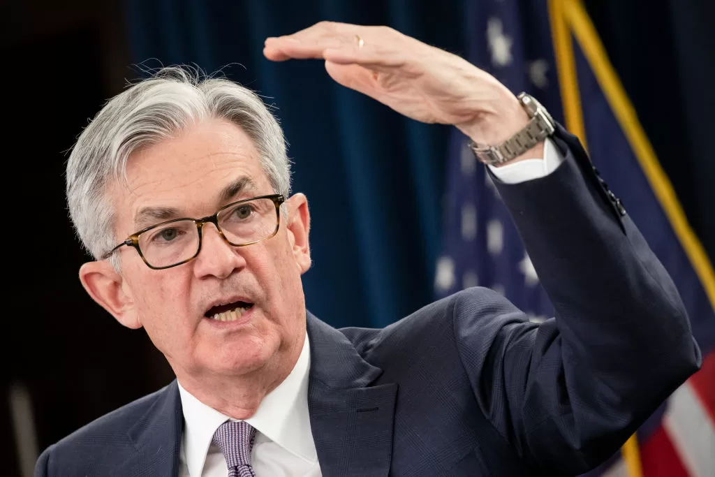 Seria prematuro “especular” sobre quando política monetária poderá ser relaxada, diz Powell
