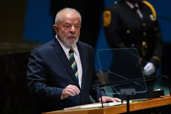 Lula confirma ingresso do Brasil na Opep+ e diz que atuação será pela transição energética