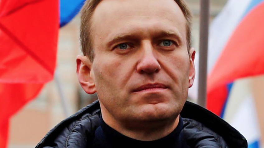 Principal opositor de Putin desaparece em prisão na Rússia