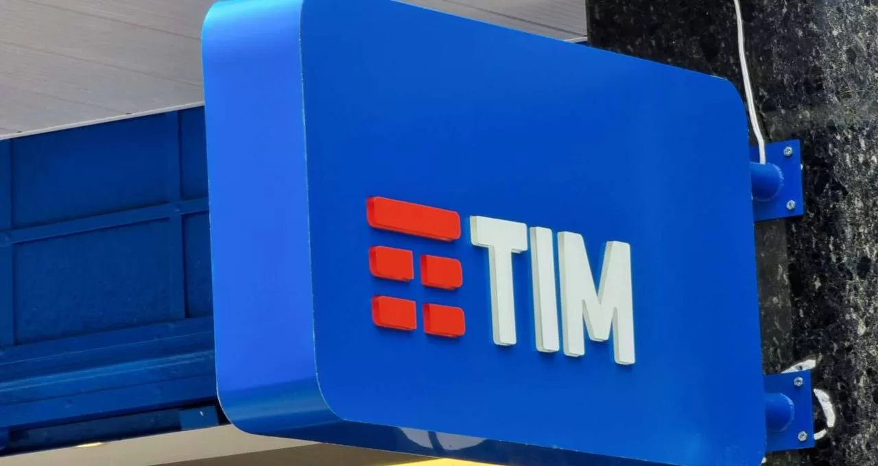 Tim (TIMS3) anuncia R$ 655 milhões em JCP – ainda dá para garantir uma fatia; veja