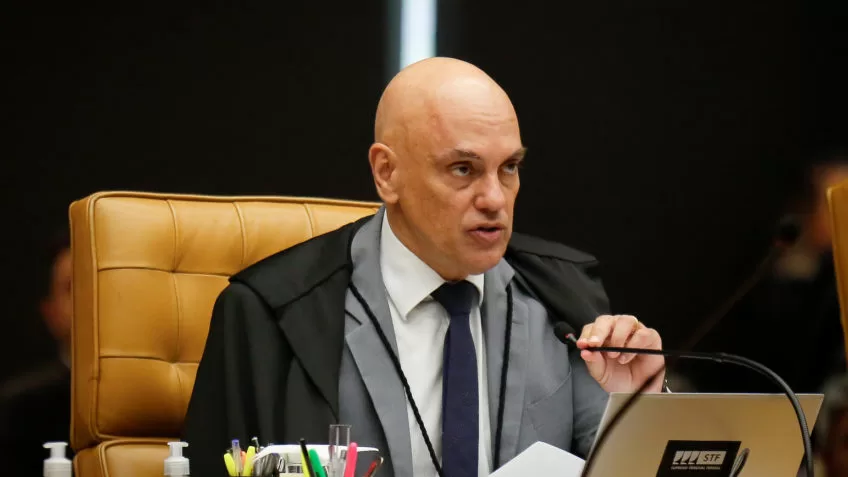 Estatal de economia mista pode demitir sem justa causa, diz Moraes