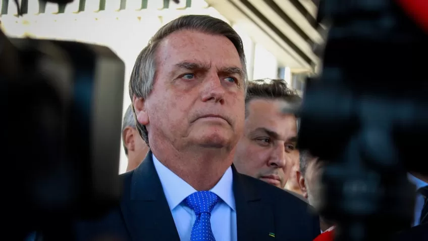 Bolsonaro orientou ministros a repetir falas contra sistema eleitoral
