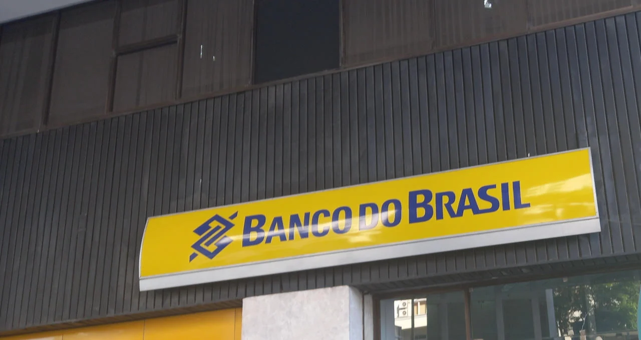 Banco do Brasil (BBAS3) enfrenta derrota na bolsa nesta sexta (9), apesar de lucro robusto; 3 ‘pontos importantes para reflexão’