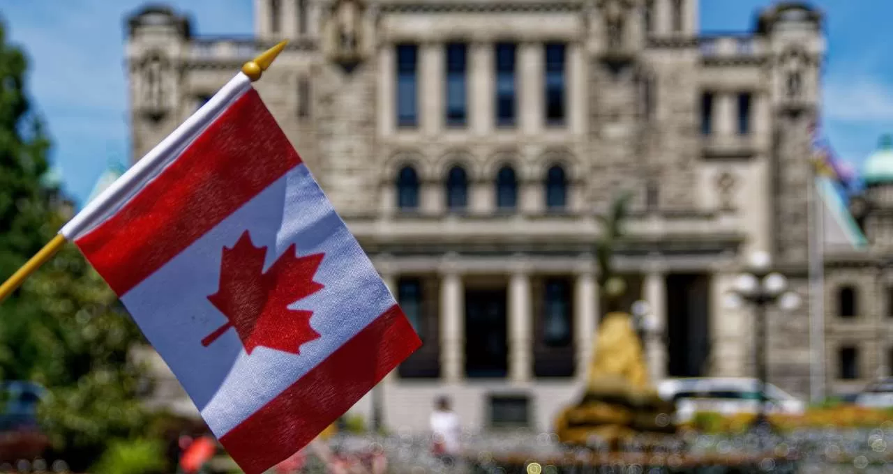 Pretende morar no Canadá? Governo limita entrada de estrangeiros no país, incluindo brasileiros; entenda
