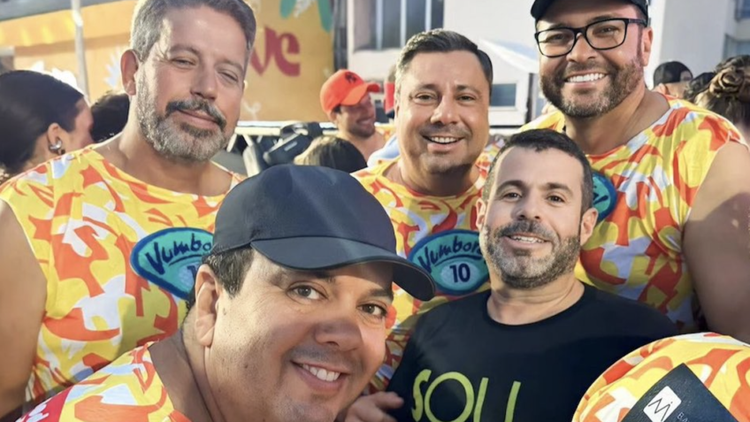 Após encontro com Lula, Lira curte o Carnaval em Salvador