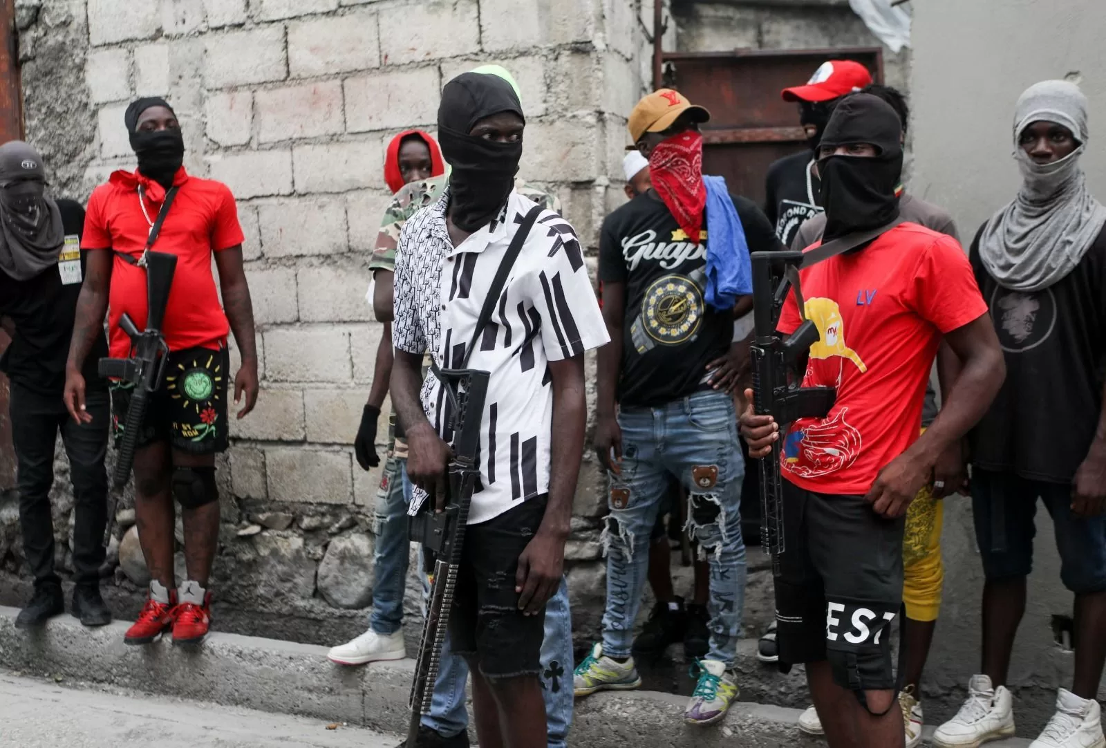 Ajuda humanitária da ONU é saqueada na capital do Haiti em meio a crise com gangues