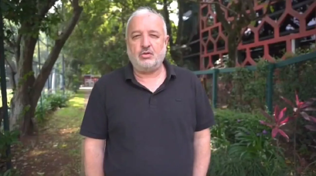 Carlos Belmonte aparece em vídeo pedindo desculpas a Abel Ferreira