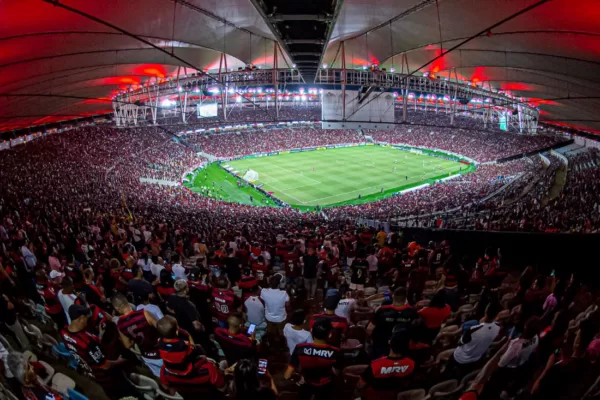 Flamengo quebra recorde e é líder de público no Maracanã em 2024