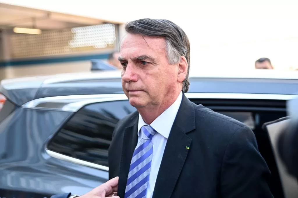 PF liga fraude no cartão de vacina de Bolsonaro à tentativa de golpe de Estado