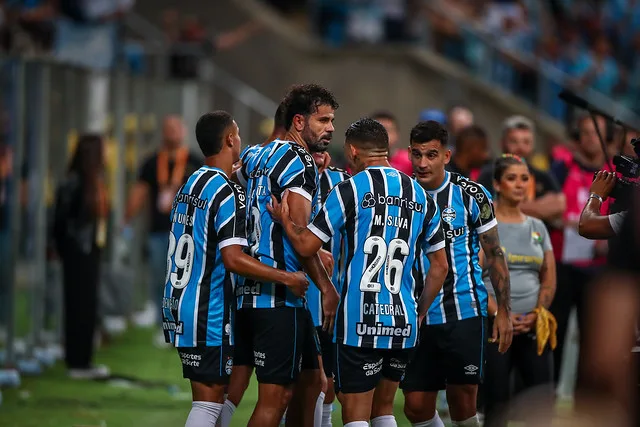Grêmio vence o Caxias e confirma presença na final do Gauchão