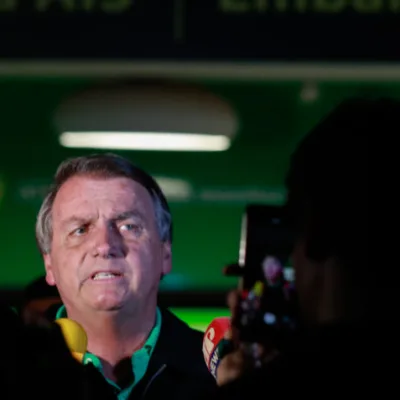 Bolsonaro liga MTST a Lula após post com Jesus e frase sobre bandido