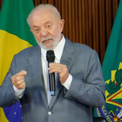 Lula fala de Bolsonaro por não ter o que mostrar, diz oposição