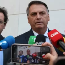 “No escuro”, defesa de Bolsonaro reclama de constrangimento