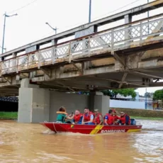 Rio Acre continua subindo e já atinge 17 metros