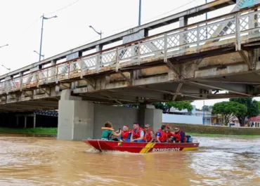 Rio Acre continua subindo e já atinge 17 metros