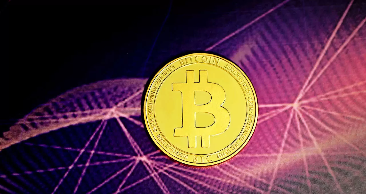 ‘Bitcoin pode desabar’, mas isso não importa, diz especialista