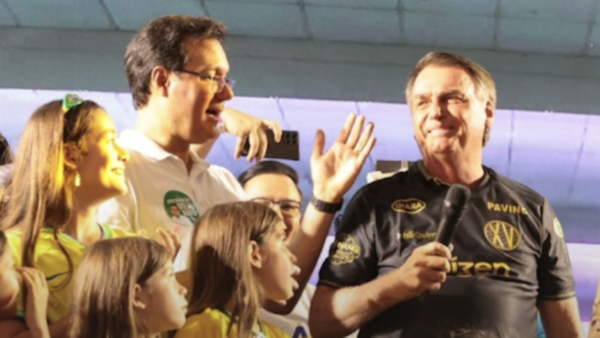 Em Piracicaba, Bolsonaro defende mulheres na política