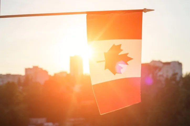 Como trabalhar no Canadá: tudo que você precisa saber