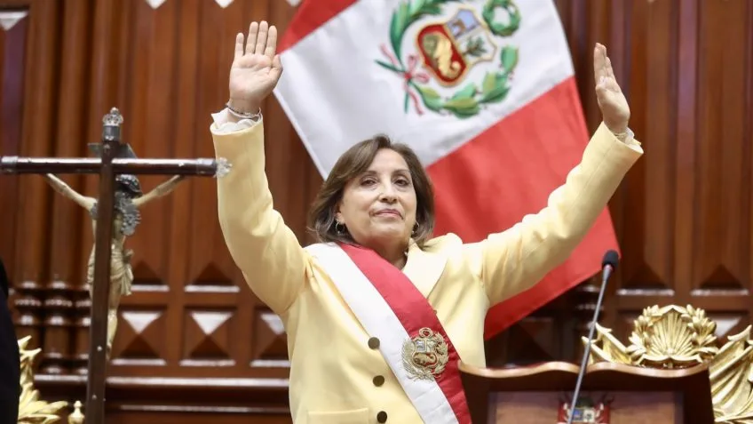 MP do Peru quer que Boluarte apresente Rolex em depoimento