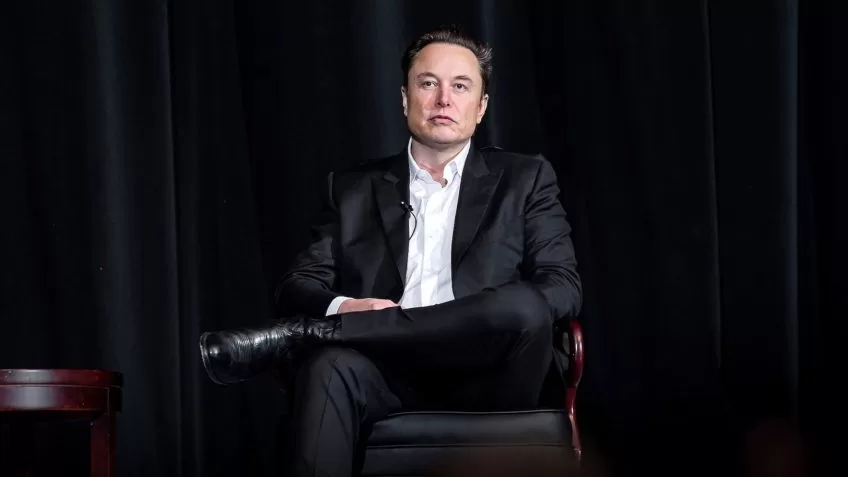 Musk processa OpenAI e Sam Altman por quebra de contrato