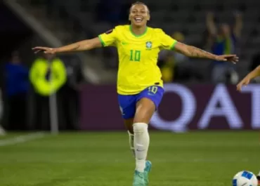 Seleção feminina de goleia Argentina e avança para semifinais da Copa Ouro