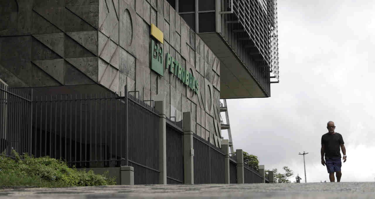 Petrobras (PETR4): A qualquer momento, dividendos podem cair, diz CFO