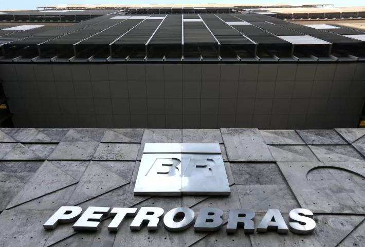 Ibovespa hoje: Petrobras (PETR3;PETR4), Fleury (FLRY3) e Vamos (VAMO3) são os destaques negativos