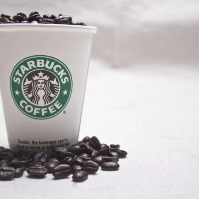 SouthRock aceita proposta da Zamp para compra de ativos da Starbucks
