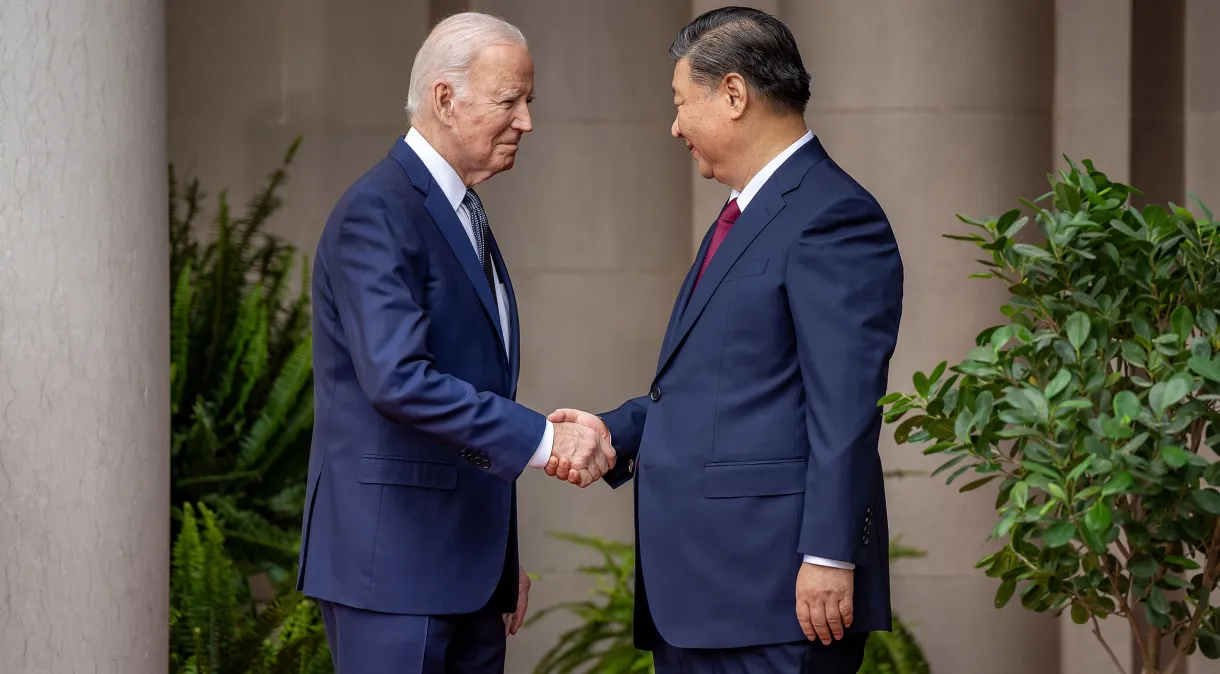 Presidente da China alerta Biden sobre tensões mundiais