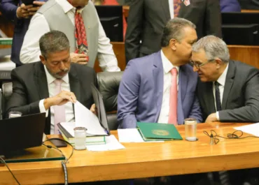 Padilha e Rui Costa se reúnem com vice-líderes para tratar de vetos
