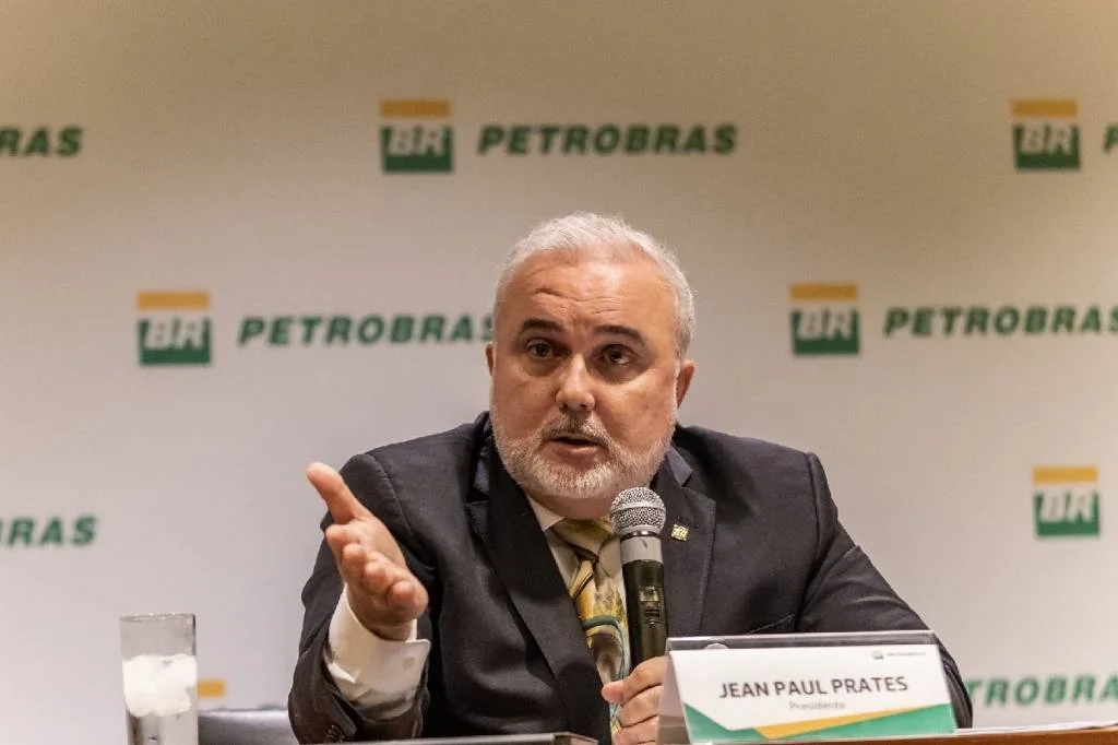 Petrobras vai apresentar ao governo proposta de apoio à indústria naval, diz Prates