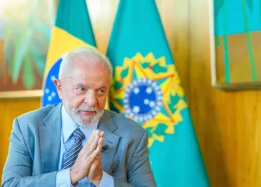 Lula vai falar com Lira e Pacheco e governo pode ceder parte do veto em emendas, diz Randolfe