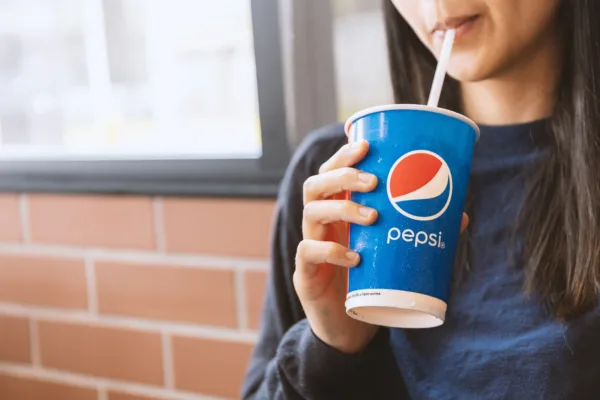 PepsiCo (PEPB34) anuncia lucro líquido bilionário no primeiro trimestre de 2024; confira