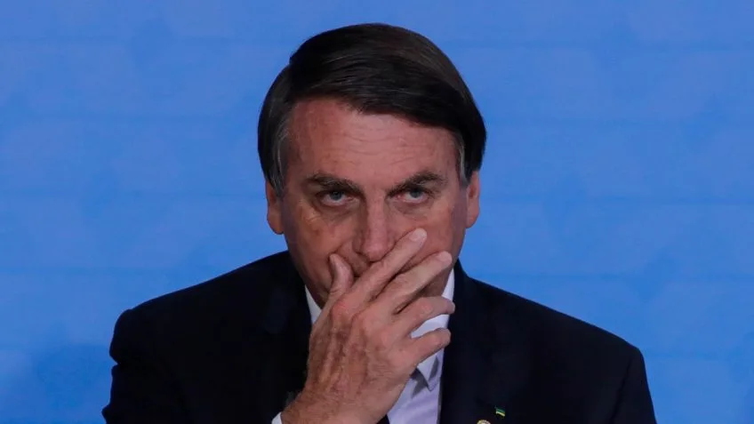 Bolsonaro recorre ao STF após Dino não anular multa do TSE