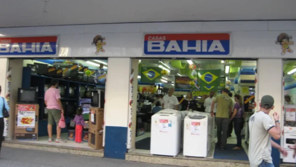 Casas Bahia apresenta reestruturação com economia de R$ 4,3 bi