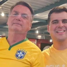 Candidato de Bolsonaro, Engler lidera disputa por BH com 31%