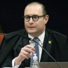 Zanin será relator de ação do governo contra desoneração da folha