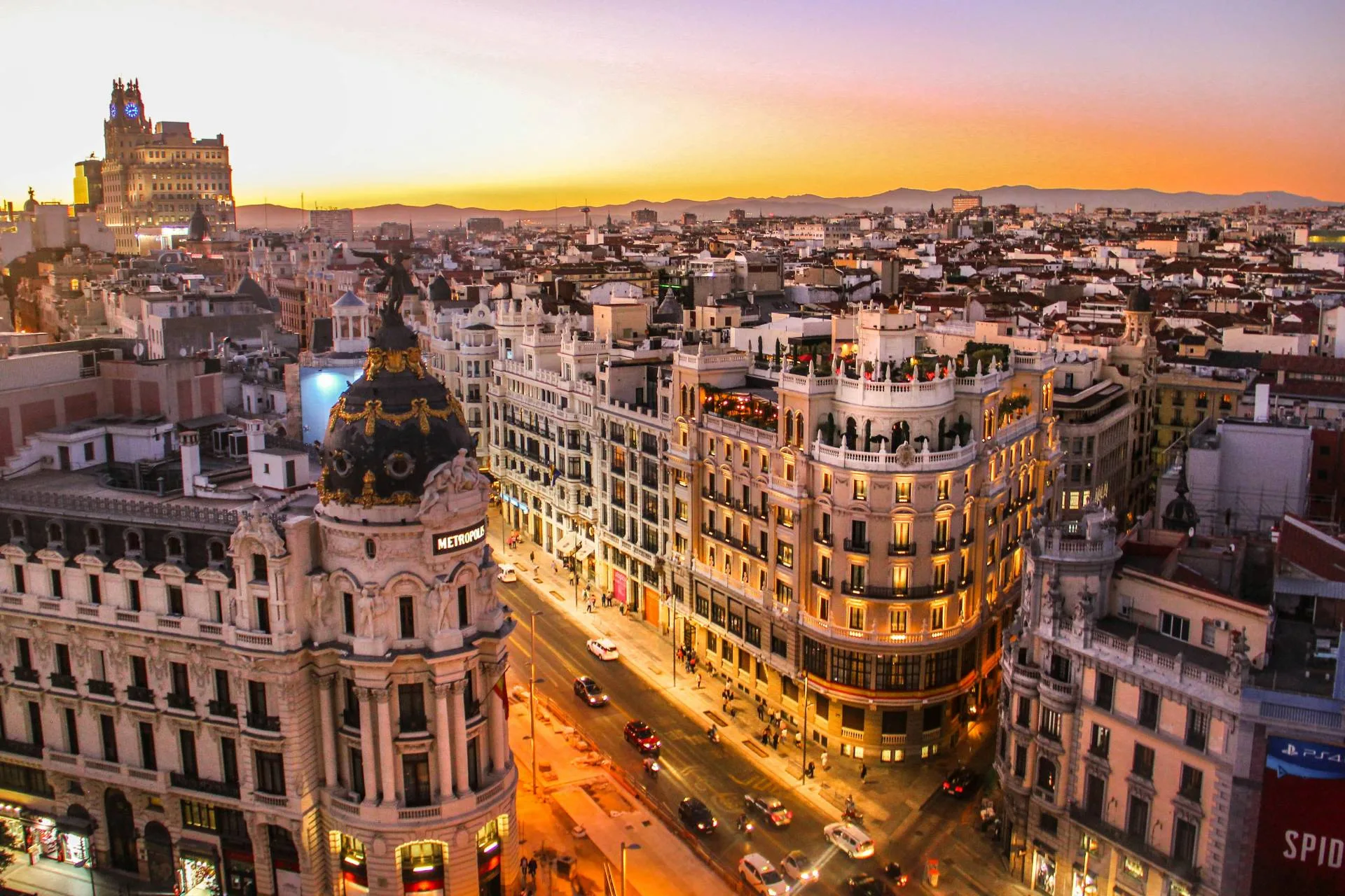 Após Portugal, Espanha anuncia fim de visto para investidor por compra de imóvel