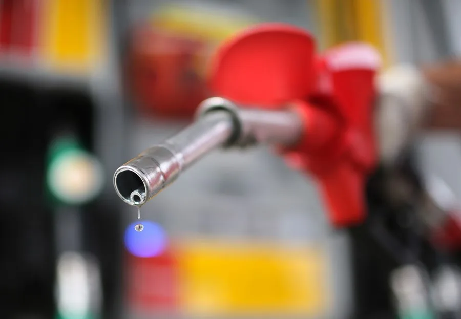 Gasolina fecha 1º tri em alta de 2,7% e diesel em queda de 1,2%, aponta pesquisa