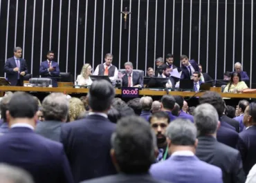 Parlamentares querem usar reforma tributária para pressionar Lula por administrativa