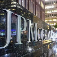 Tribunal russo ordena apreensão de US$ 439,5 milhões do JP Morgan no país
