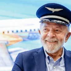 Na Embraer, Lula diz que frota de aviões “está muito ruim”: “Precisamos comprar mais”