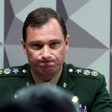 Ex-ajudante de ordens de Bolsonaro presta novo depoimento à Polícia Federal