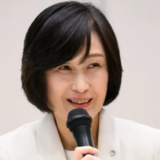 Ex-aeromoça se torna primeira presidente mulher da Japan Airlines