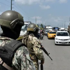 Autoridades do Equador recapturam suposto líder da gangue Los Lobos
